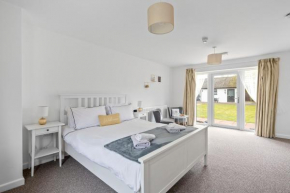 Number 5 - Lytton Tree Lodge, Reydon, Southwold